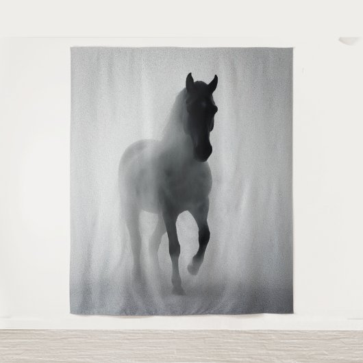 Mysterious Black Horse Emerging from Mist タペストリー (正面)