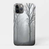 Mysterious Foggy Forest Path Case-Mate iPhoneケース (裏)