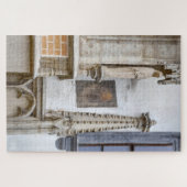 Mysterious Portrait on Old Town Hall, Bratislava ジグソーパズル (横)