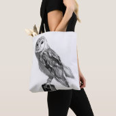 Mystical barn owl pencil drawing" トートバッグ (クローズアップ)
