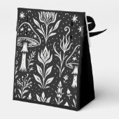 Mystical Boho Mushroom Design – Botanical Folk Art フェイバーボックス (裏面サイド)