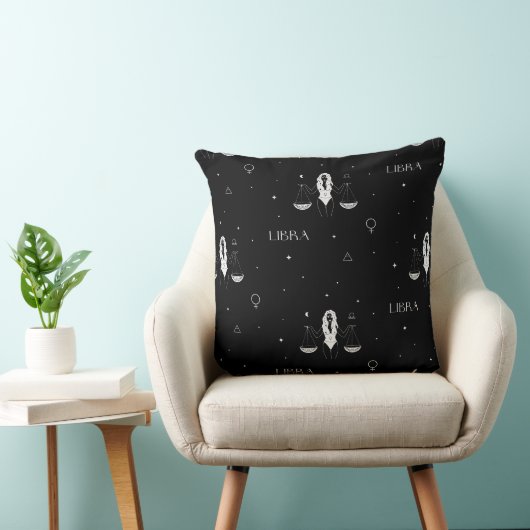 Mystical Libra Zodiac Pattern in Black and White クッション (椅子)