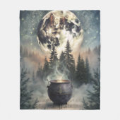 Mystical Moonlit Forest Cauldron -Witchy Magic Art フリースブランケット (正面)