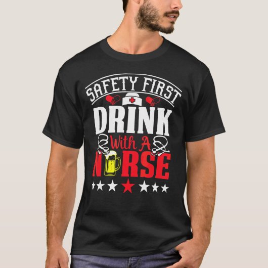N上にナース付き安全国際的初飲み物 Tシャツ (正面)