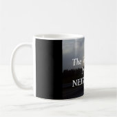 「N」という語は隣り合いのマグカップを意味する コーヒーマグカップ (左)