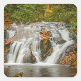 N.ジョージアの美しいデュークス・クリークの滝 スクエアシール