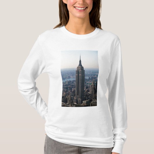 N.A.，米国，ニューヨーク，ニューヨーク市。帝国 Tシャツ (正面)
