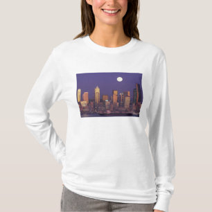 N.A., USA, ワシントン州, シアトル シアトルのスカイライン Tシャツ