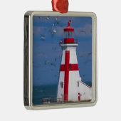 NA、カナダ、ニューブルンスウィック、カンポベロ島。8 メタルオーナメント (右)