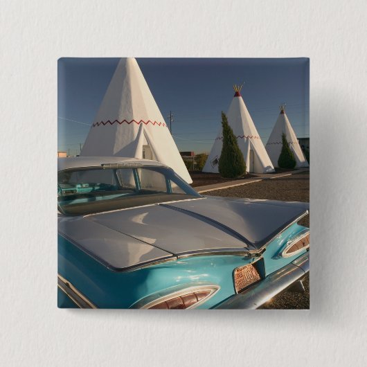 NA、米国、アリゾナのHolbrookのルート66のウィグワム2 缶バッジ (正面)