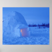 NA, Canada, Manitoba, Churchill. Arctic igloo ポスター (正面)