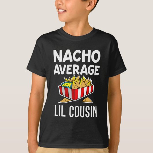 Nachoの一般のLilのいとこのおもしろいな男の子 Tシャツ (正面)