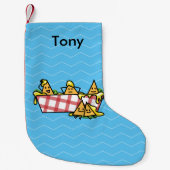 NachosはチーズハラペーニョのNachoのトーティーヤ破片を溶かしました スモールクリスマスストッキング (正面)