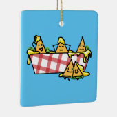 NachosはチーズハラペーニョのNachoのトーティーヤ破片を溶かしました セラミックオーナメント (右)