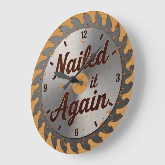 Nailed It Again Rusty Saw Blade  ラージ壁時計 (傾斜)