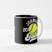 NAMEパーソナライズされたテニス選手ラケットボールコート ツートーンマグカップ (正面右)