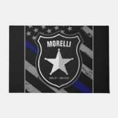 NAMEパーソナライズされた警察官の保安官の警察旗 ドアマット (正面)