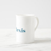 Name Calligraphy Script Plain Simple White Blue ボーンチャイナマグカップ (正面右)