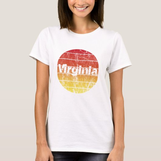 Name Viriginia Vintage Sonnenuntergang Sonne Tシャツ (正面)