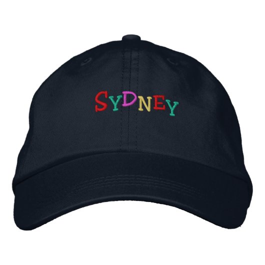 Namedrop Nation_Sydney-数々のcolored 刺繍入りキャップ (正面)