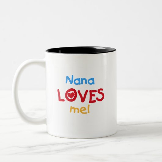 NanaはTシャツとギフトが大好き ツートーンマグカップ (左)