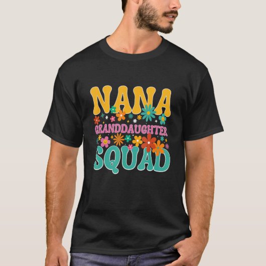 Nana Granddaughter Squad groovy nana For Women Gra Tシャツ (正面)