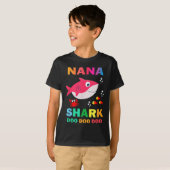 Nana Shark Shirt, Fathers Day Gift From Wife Son D Tシャツ (正面フル)