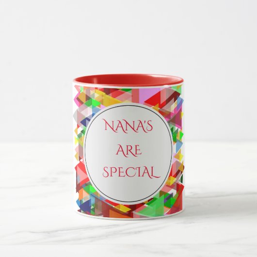 「NANA'S」は特別なコーヒーや紅茶のマグカップ。 マグカップ (中央)