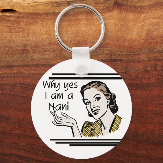 NaniのレトロのTシャツおよびギフト キーホルダー (正面)