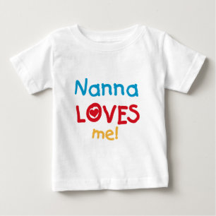 Nanna Loves Me Tシャツとギフト ベビーTシャツ