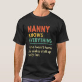 Nanny Know Everything Women Mother's Dayヴィンテージ Tシャツ (正面)