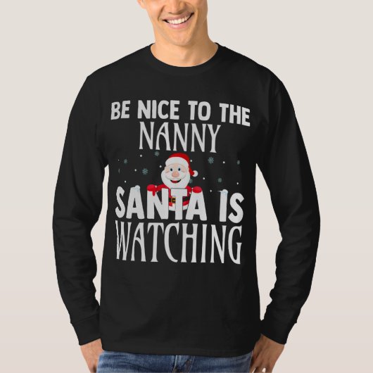 Nanny SantaがChrisを見ている様子に優おもしろいしい Tシャツ (正面)