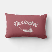 Nantucketの赤いリバーシブルの装飾用クッション ランバークッション (裏面)