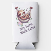 Nap Hard Sloth スリム缶クーラー (正面)