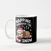 Napng Through The Snow Funny Sloth Candy Cane Xmas コーヒーマグカップ (左)