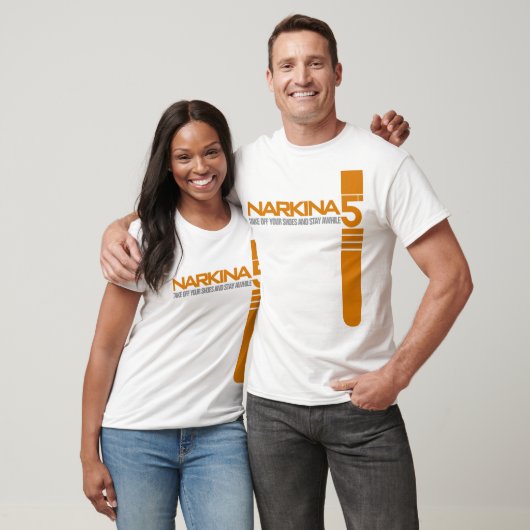 NARKINA 5 Tシャツ (ユニセックス)