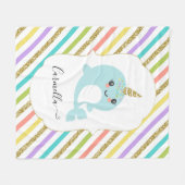 Narwhalの一流のパーソナライズな虹のストライプな金ゴールドを加えて下さい フリースブランケット (正面(横))