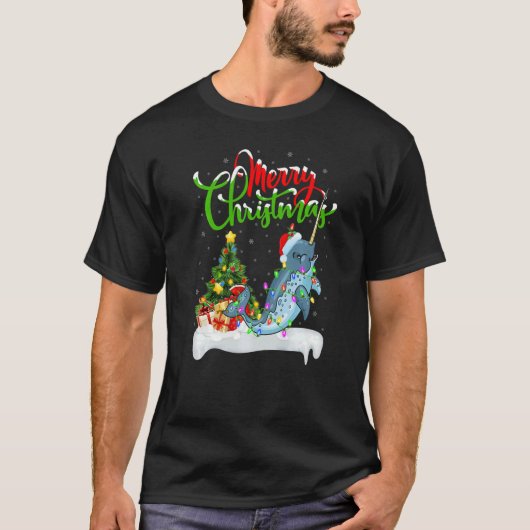 Narwhal Fish  Xmas Decorations Santa Narwhal Chris Tシャツ (正面)