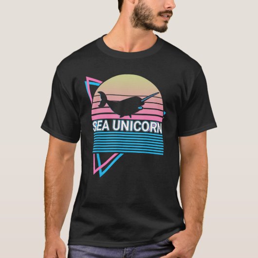 Narwhal Retro Sea Unicorn Tシャツ (正面)