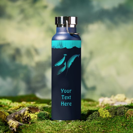 Narwhal Under The Ice ウォーターボトル (アウトドア (回転後))