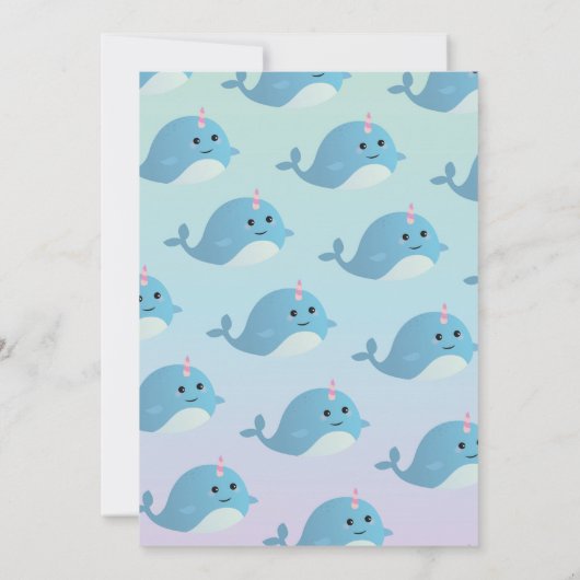 Narwhaleの誕生会のプールのビーチの水泳Narwhal 招待状 (裏面)