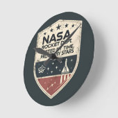 NASAロケット部が星によって証明された時間でテスト ラウンド壁時計 (傾斜)