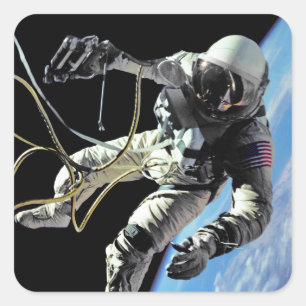 NASA初のアメリカ人宇宙飛行士の宇宙遊泳写真 スクエアシール