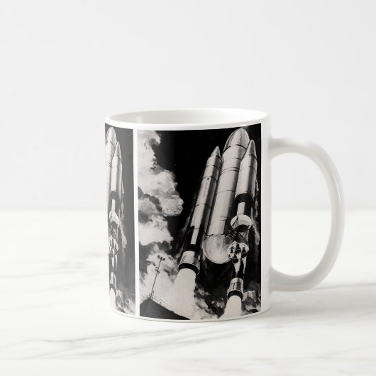 NASA宇宙シャトル打ち上げ車アーティストの概念 マグカップ (右)