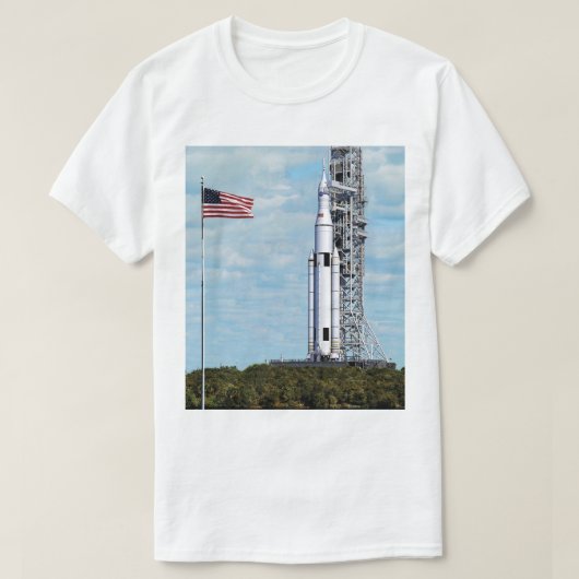 NASA SLS宇宙発射システムロケットランチパッド Tシャツ (デザイン正面)
