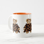 Natasha Usによるテディベアハロウィーン ツートーンマグカップ (正面左)