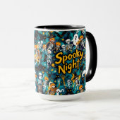 Natasha Usによる不気味な夜、ハロウィーン マグカップ (正面右)