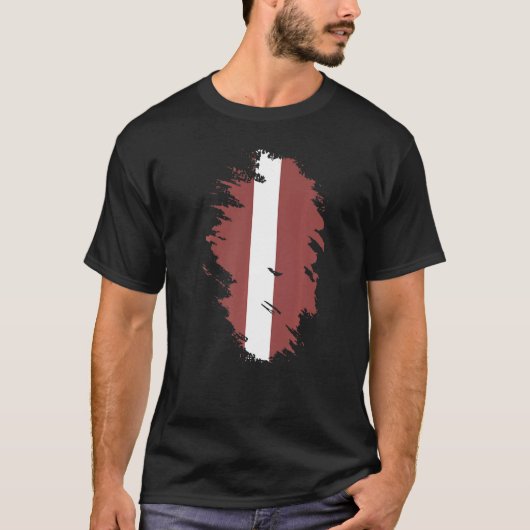 National Flag of Latvia souvenir  for men women  6 Tシャツ (正面)