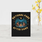 National Park After Dark Funny Bigfoot Alien Campi カード (黄色い花)