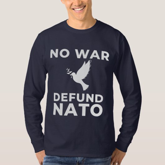 NATOに対する戦争放棄なし Tシャツ (正面)